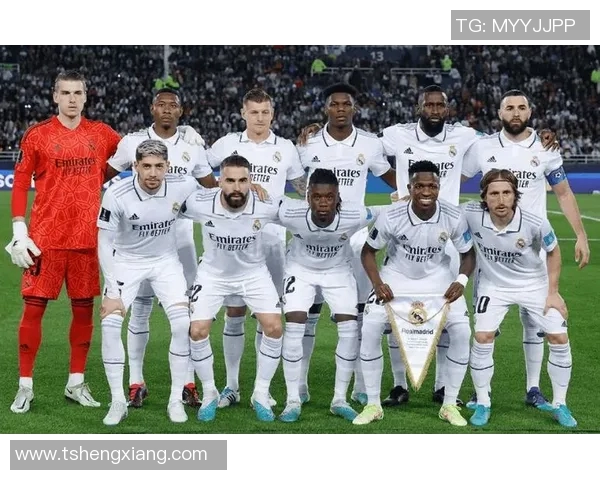 皇马传奇队与罗马传奇队巅峰对决重温足球经典瞬间